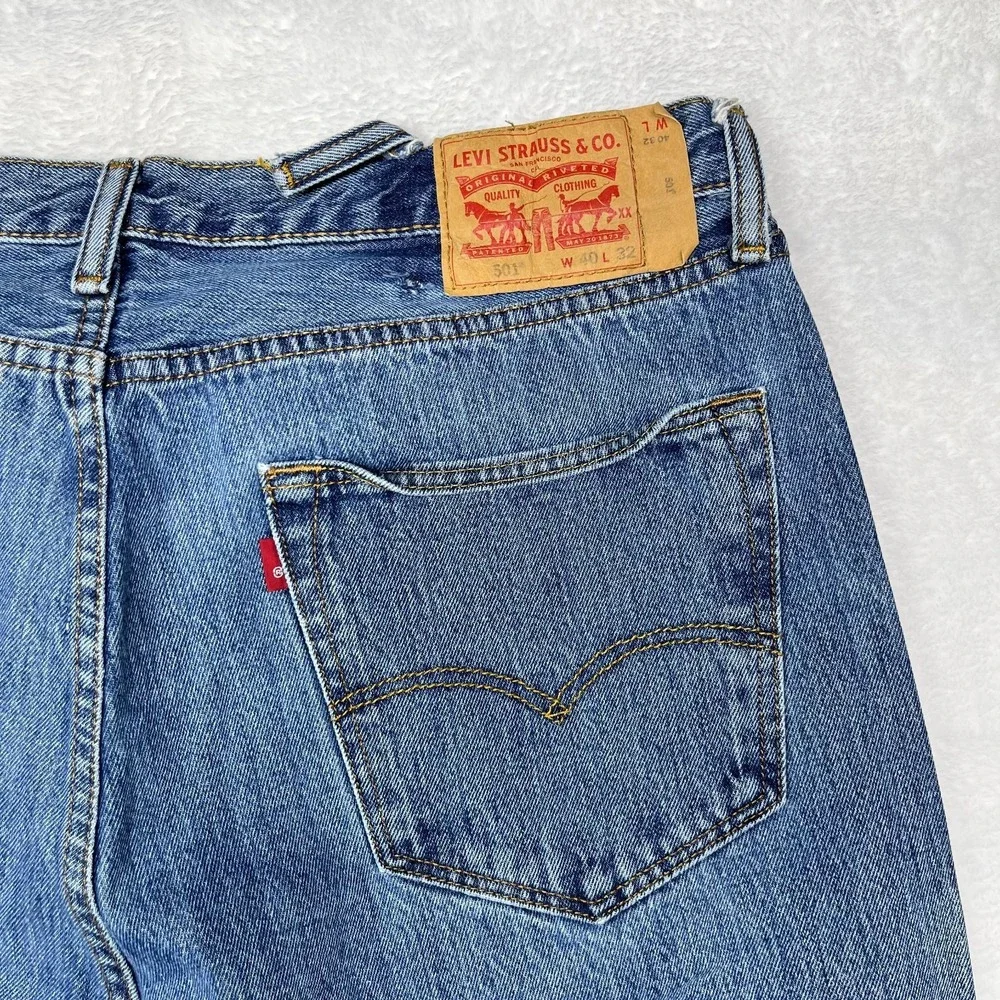 Levi's 501 Jeans Blue Denim‎ Mid Rise Classic Straight Button Fly 38X31 - Flaws